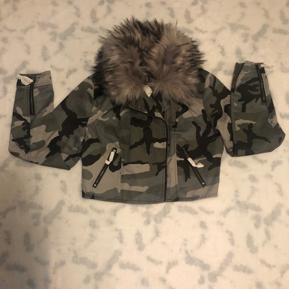 Coalition L.A. : Camouflage Cropped Jacket. Multiple Sizes: S,M,L, XL - Picture 9 of 15